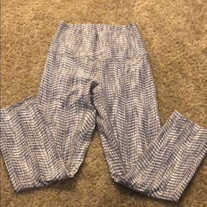 Printed lululemon wunder unders